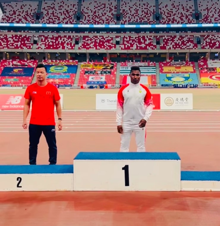 Two silver medals for Vietnam at Singapore track and field event